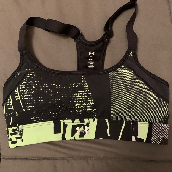 UA sports bra - Picture 1 of 1